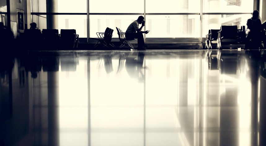 attendre aéroport homme chrétien ellecroit.com