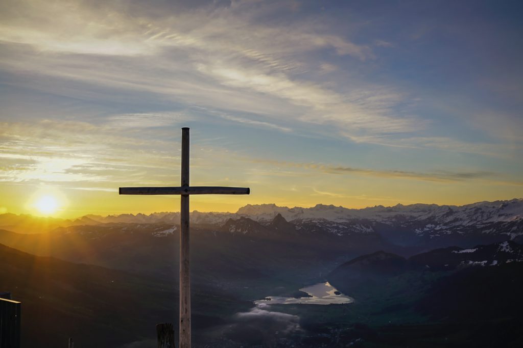 croix salut liberté Jésus ellecroit.com